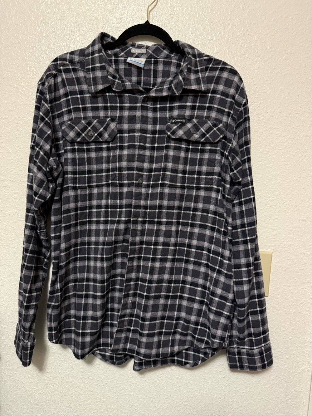 Columbia Men’s Black and Gray Plaid Flannel Button-Down Shirt